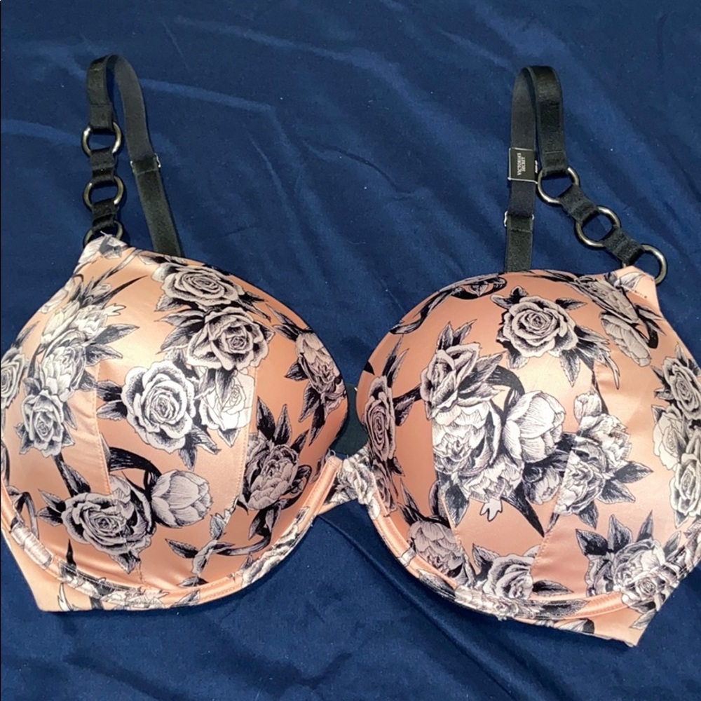 Victoria’s Secret rose printed bra
